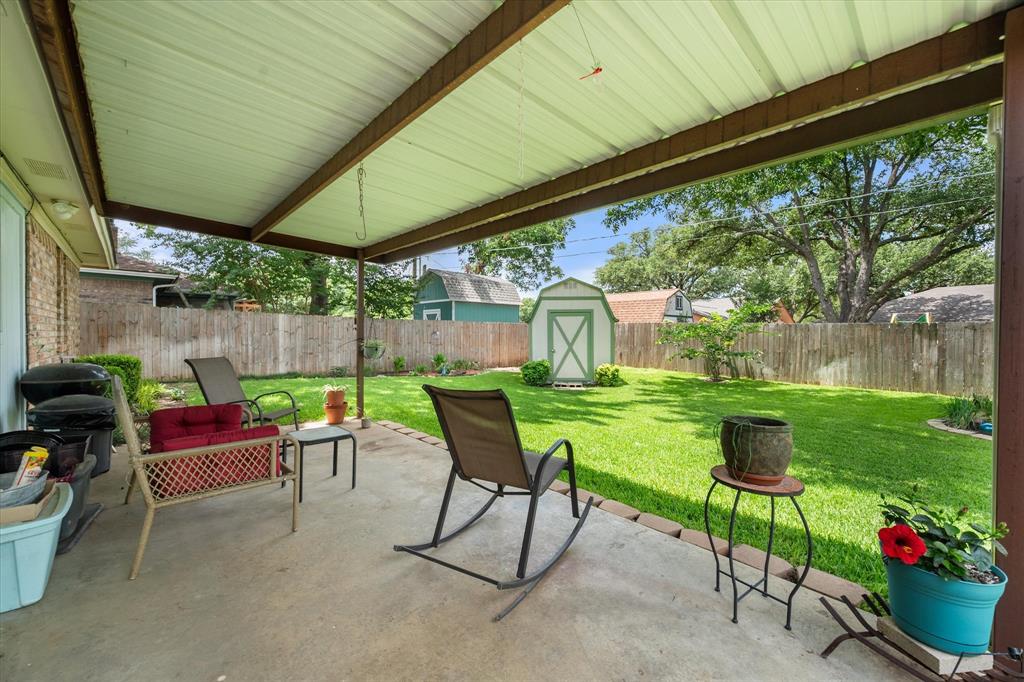 1838 Westcrest Drive Property Photo 22