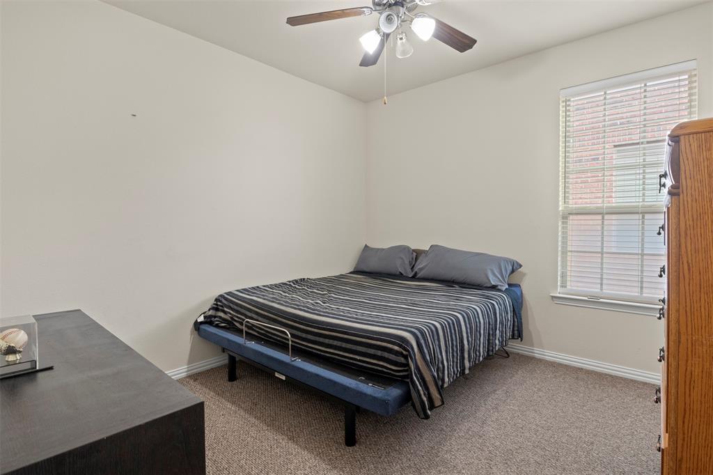 8712 Iron Horse Drive Property Photo 18