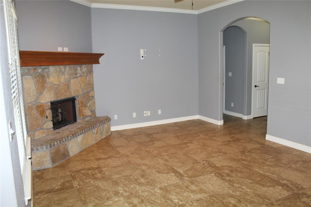 9204 Parkview Circle Property Photo 5