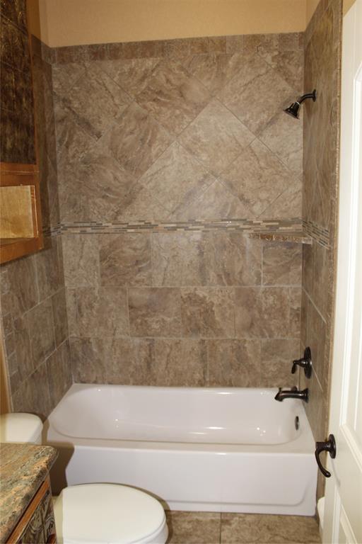 9204 Parkview Circle Property Photo 6