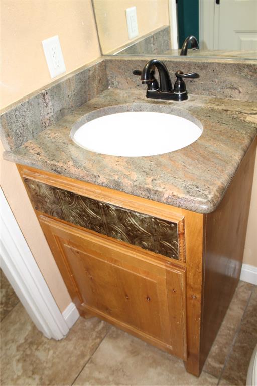 9204 Parkview Circle Property Photo 7