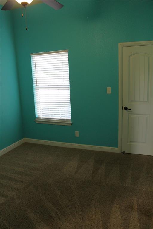 9204 Parkview Circle Property Photo 10