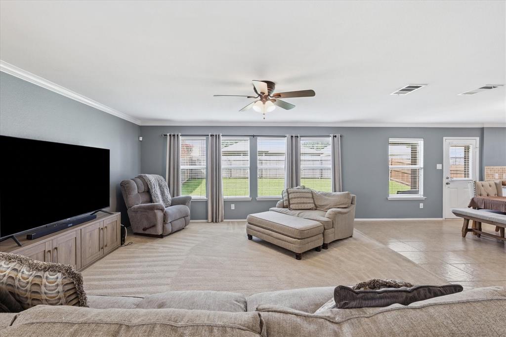 1712 Heron Drive Property Photo 9