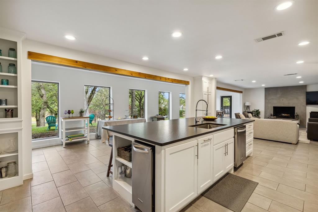 7342 Briar Road Property Photo 4
