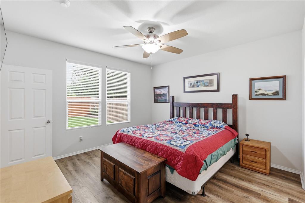 1805 Megan Creek Drive Property Photo 11