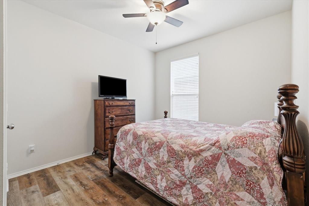 1805 Megan Creek Drive Property Photo 16