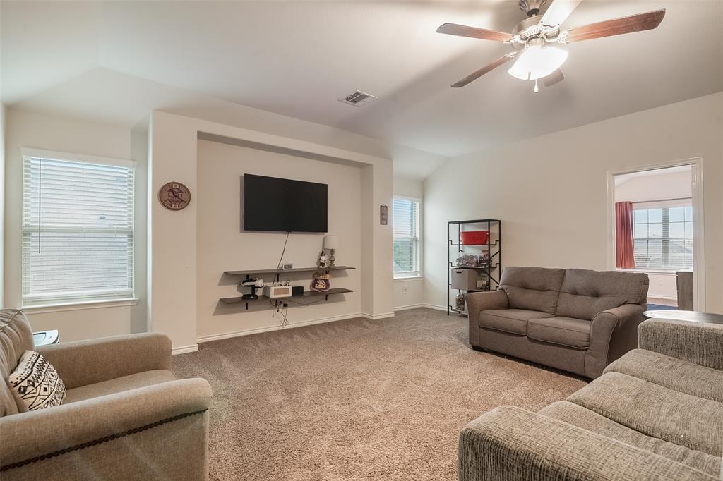 1733 Beasley Street Property Photo 4
