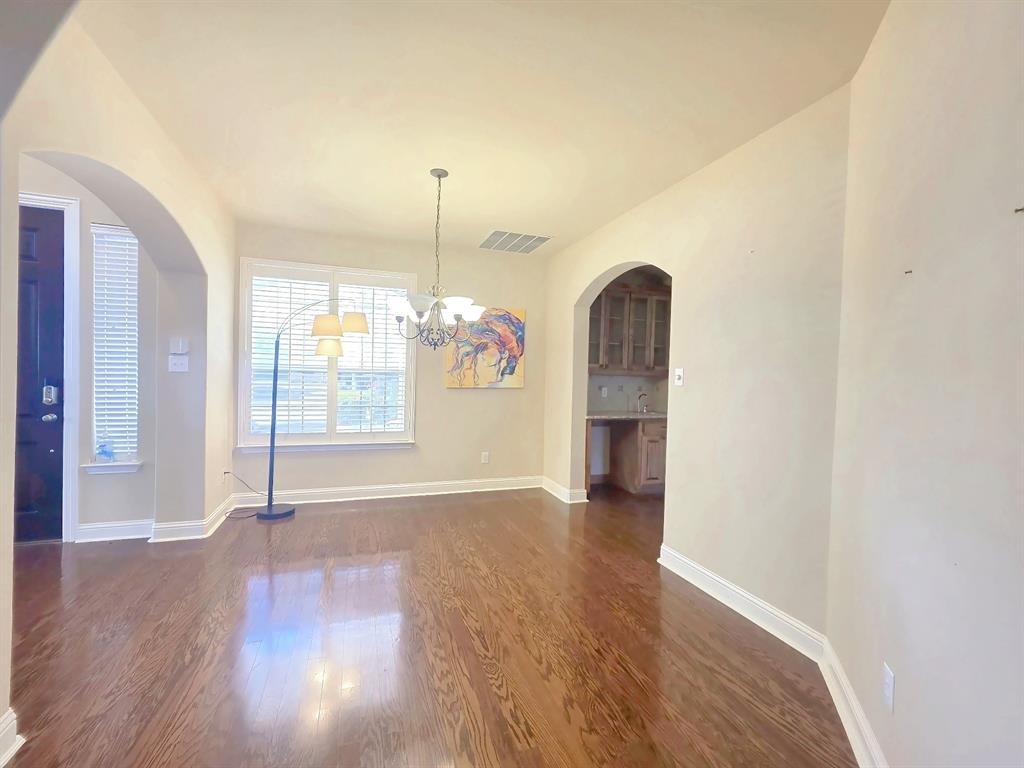 6814 Indian Meadow Court Property Photo 6