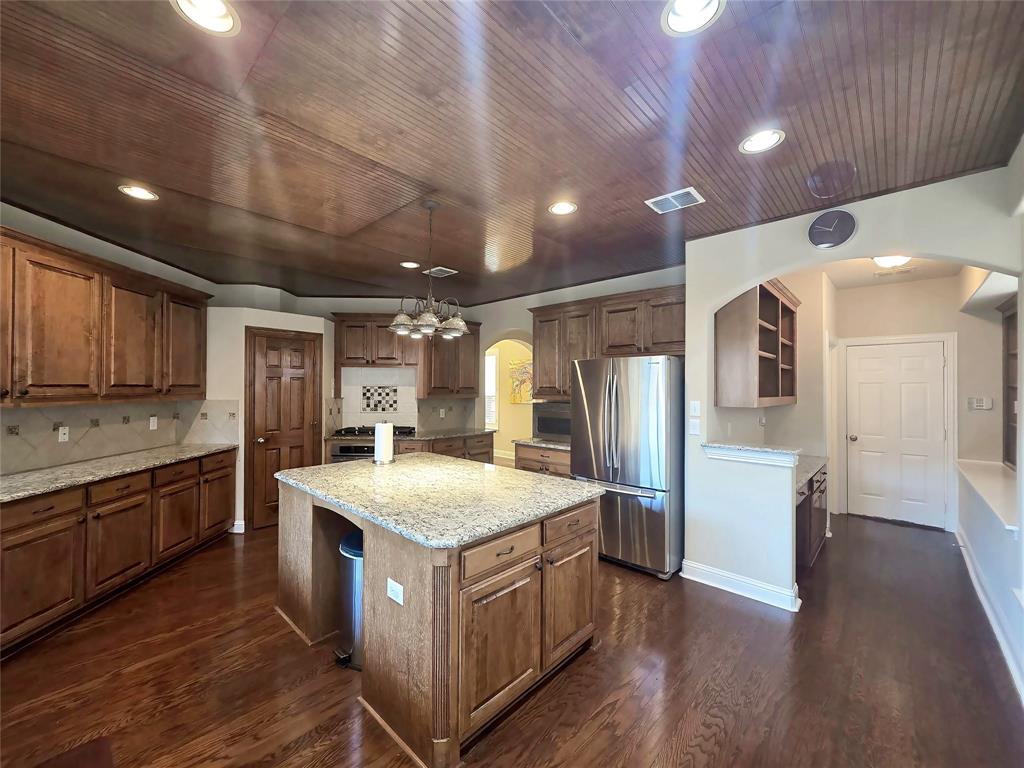 6814 Indian Meadow Court Property Photo 22