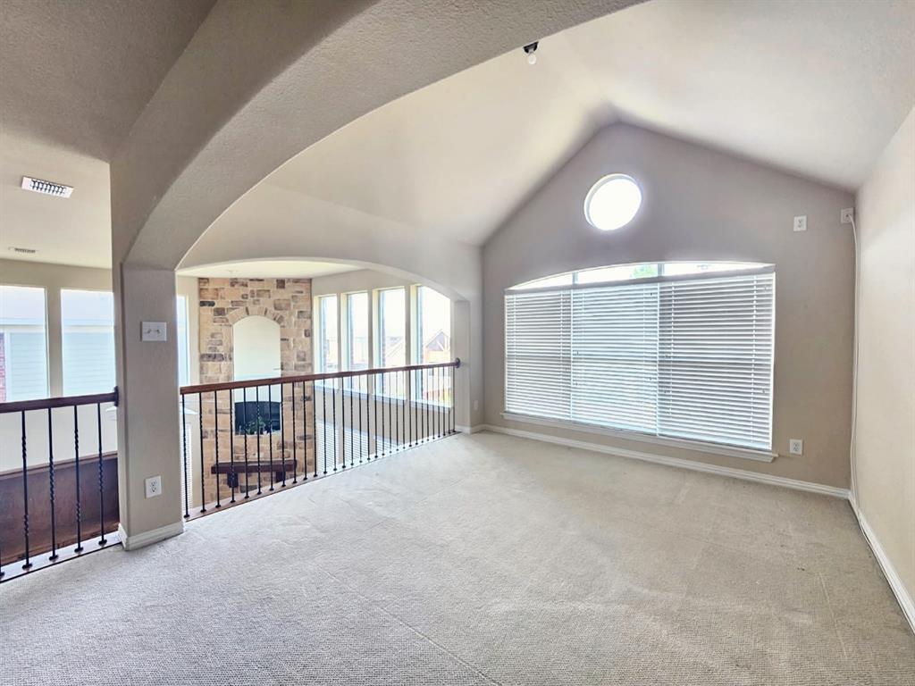 6814 Indian Meadow Court Property Photo 25