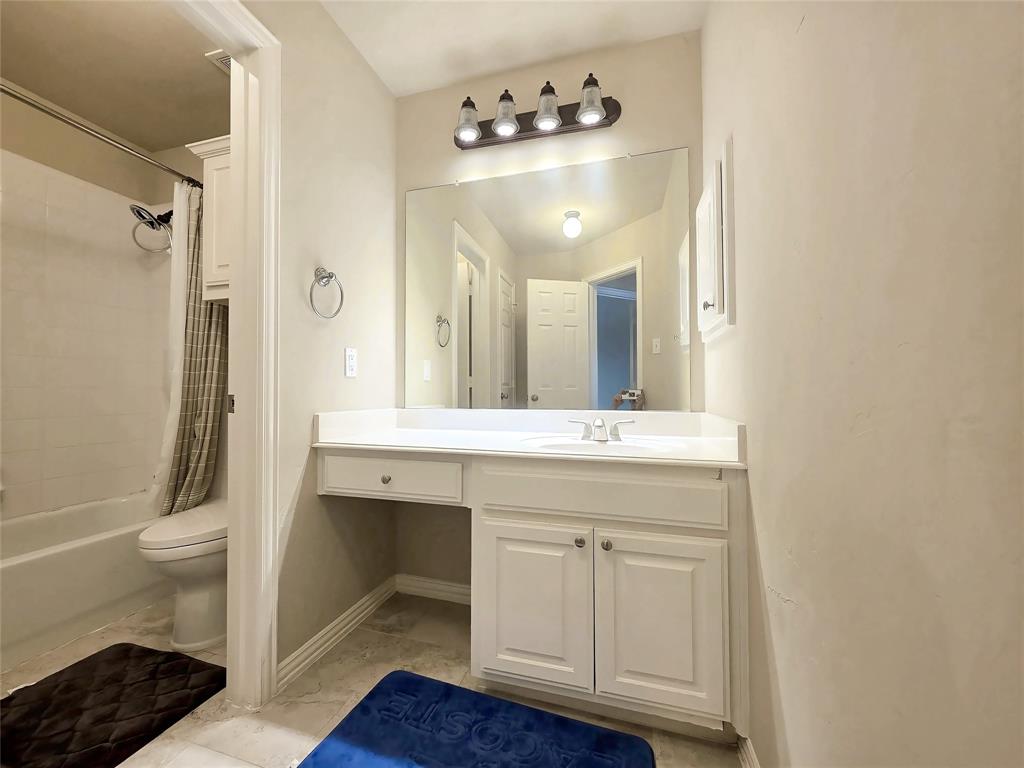 6814 Indian Meadow Court Property Photo 27
