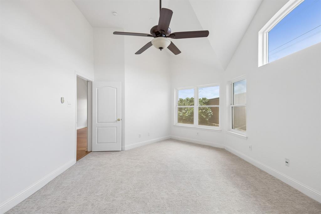 597 Southridge Way Property Photo 15