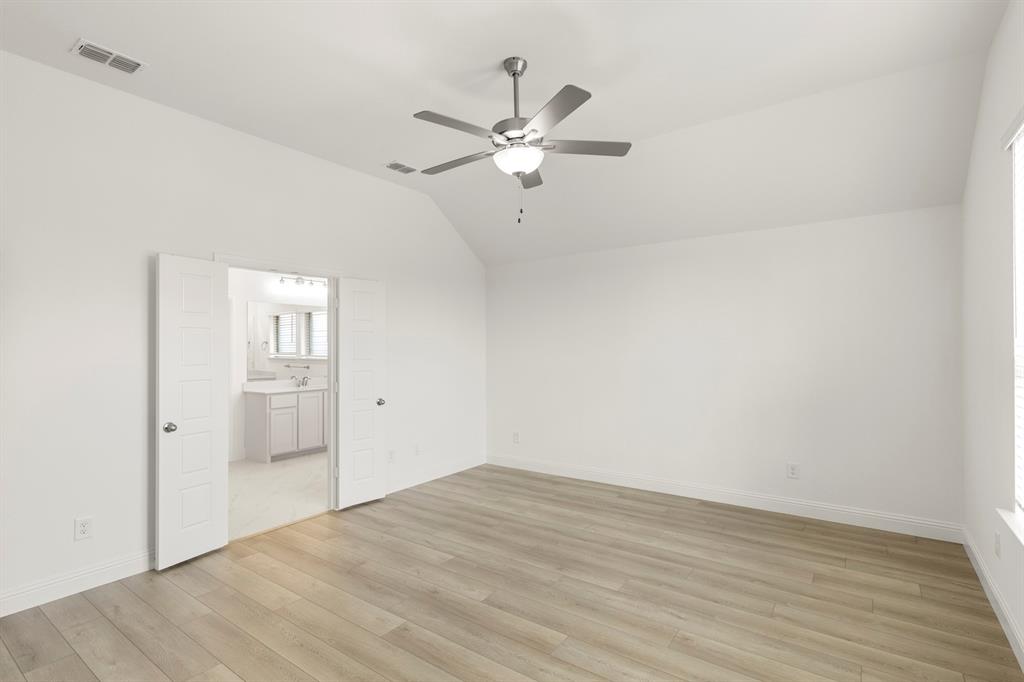 805 Trinity Street Property Photo 12