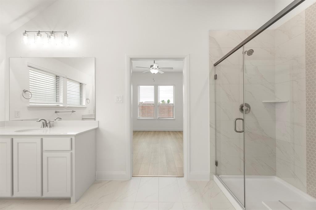 805 Trinity Street Property Photo 15