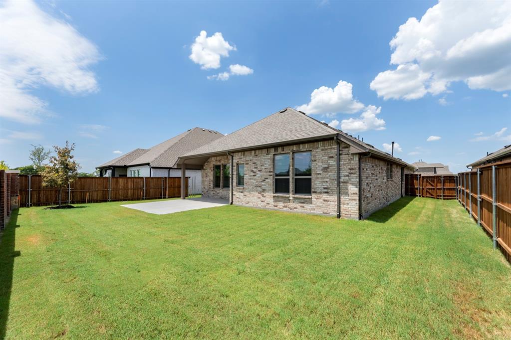 805 Trinity Street Property Photo 25