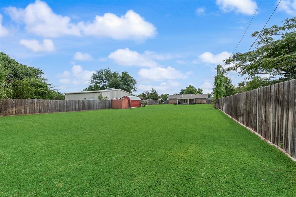 2132 Meandering Drive Property Photo 1