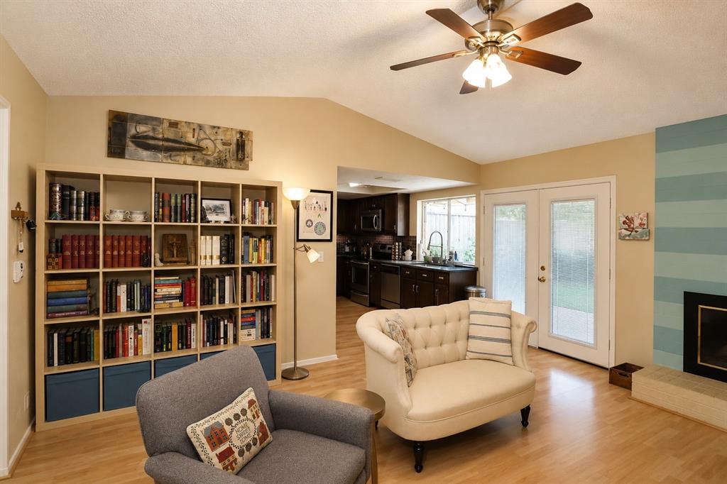 1912 E Spring Valley Road Property Photo 4