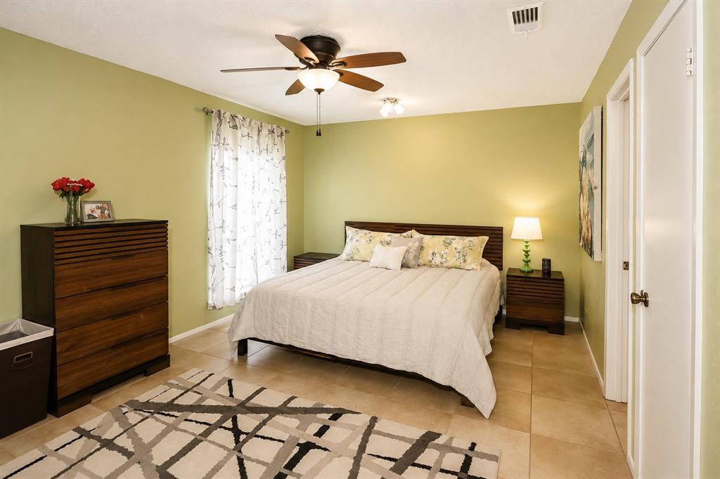 1912 E Spring Valley Road Property Photo 7