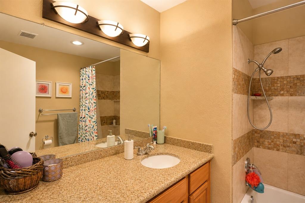 1912 E Spring Valley Road Property Photo 12