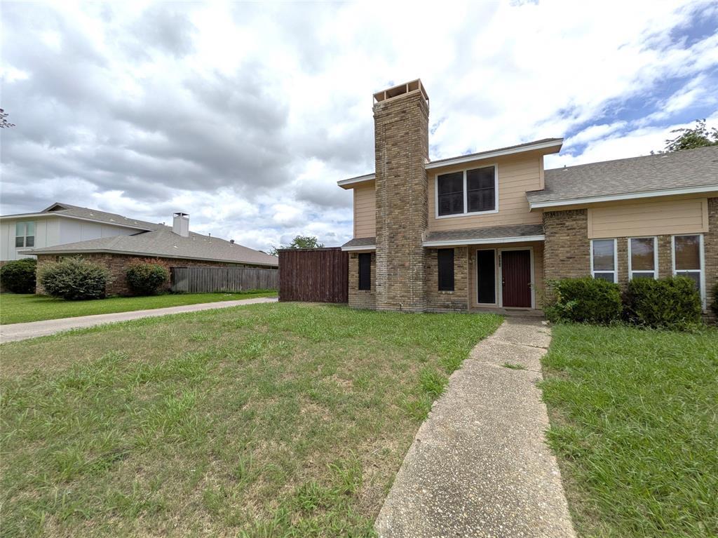 3302 Townbluff Place Property Photo 1
