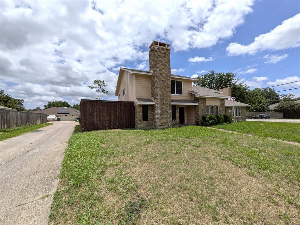 3302 Townbluff Place Property Photo 2