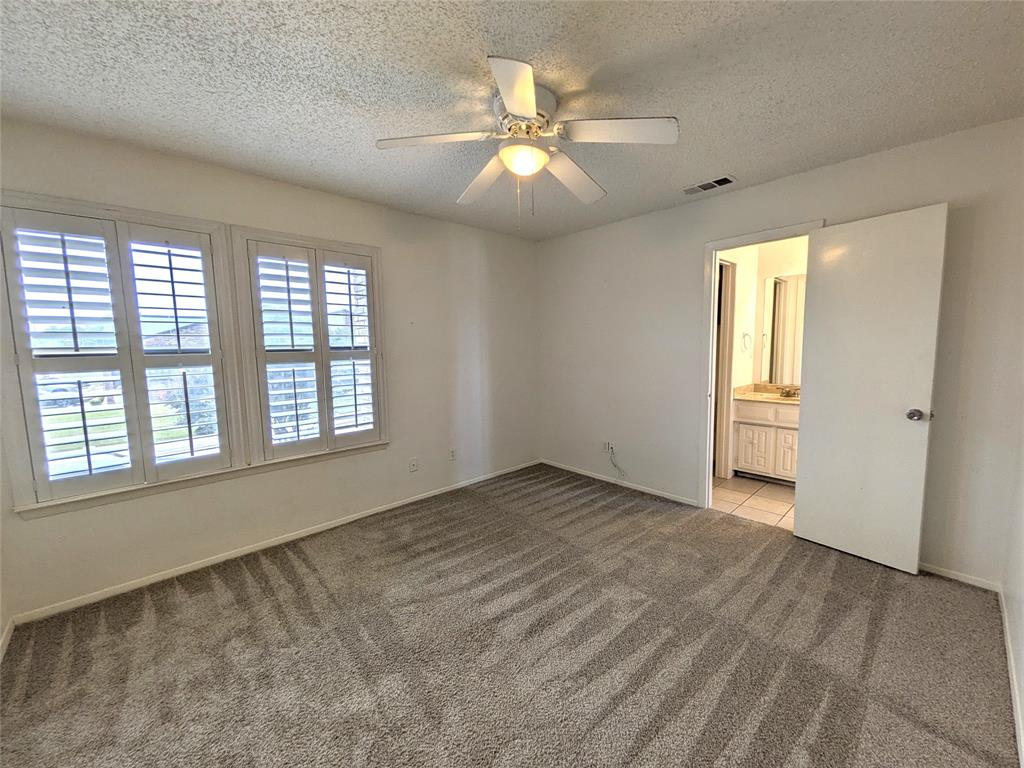3302 Townbluff Place Property Photo 18
