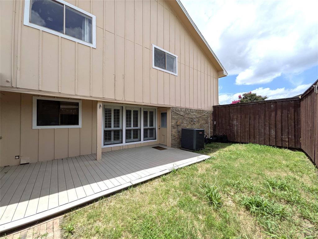 3302 Townbluff Place Property Photo 26