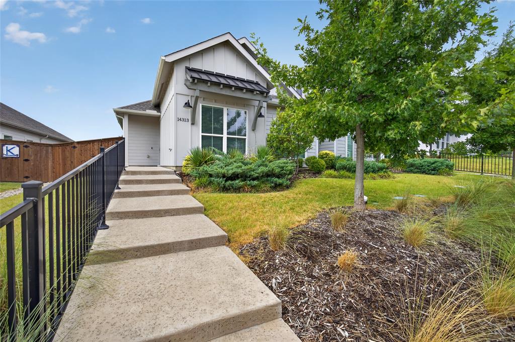 14313 Walsh Avenue Property Photo 6