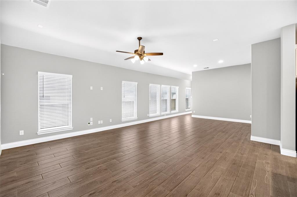 14313 Walsh Avenue Property Photo 12