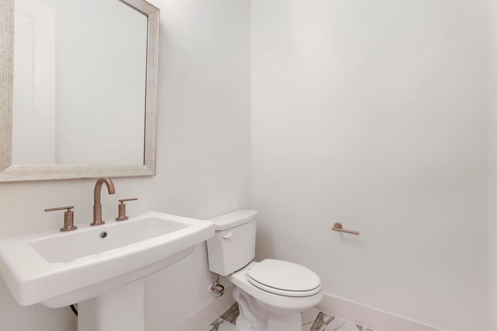 1105 Brookwood Drive Property Photo 12