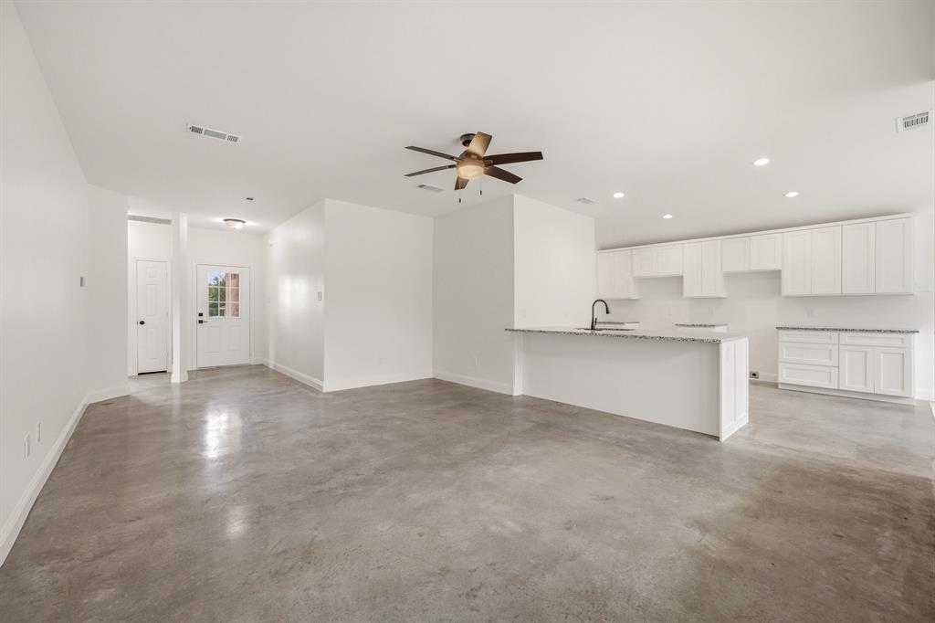 317 Ridgeway Property Photo 6