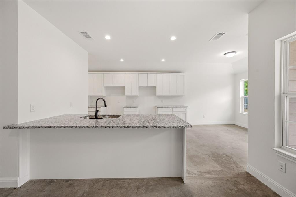 317 Ridgeway Property Photo 8