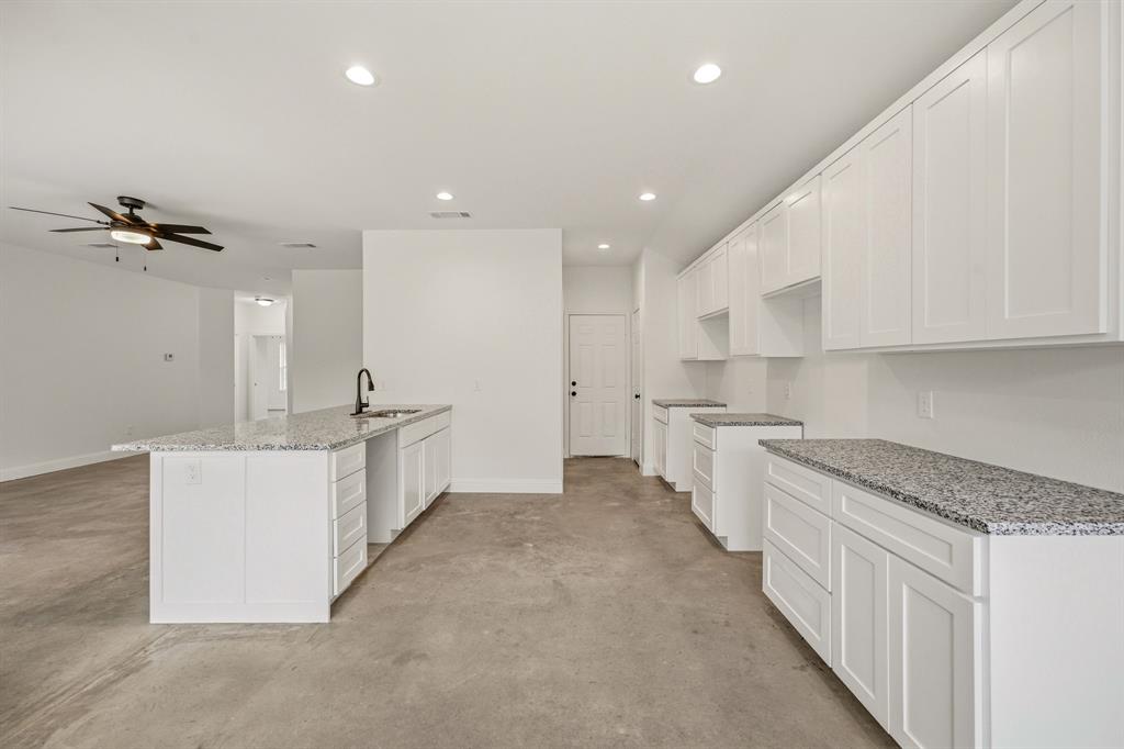 317 Ridgeway Property Photo 9