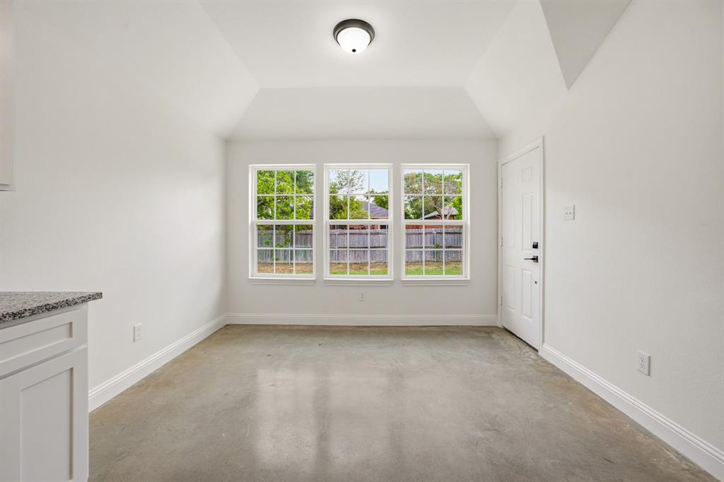 317 Ridgeway Property Photo 12