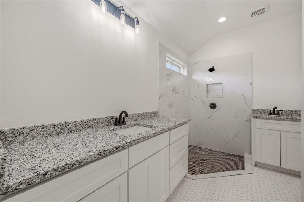 317 Ridgeway Property Photo 16