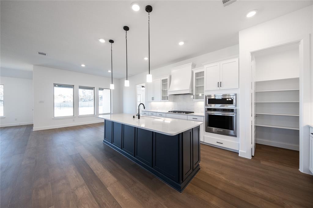 3407 Glorious Court Property Photo 4