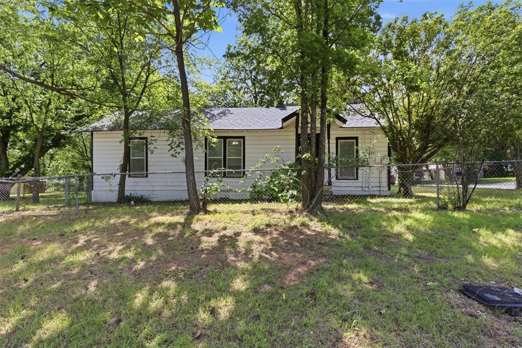 630 E Acheson Street Property Photo 1