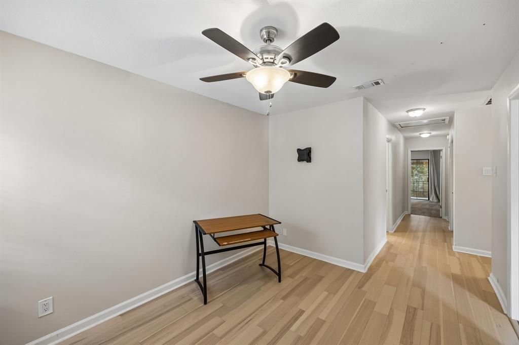 2908 Clear Springs Drive Property Photo 16