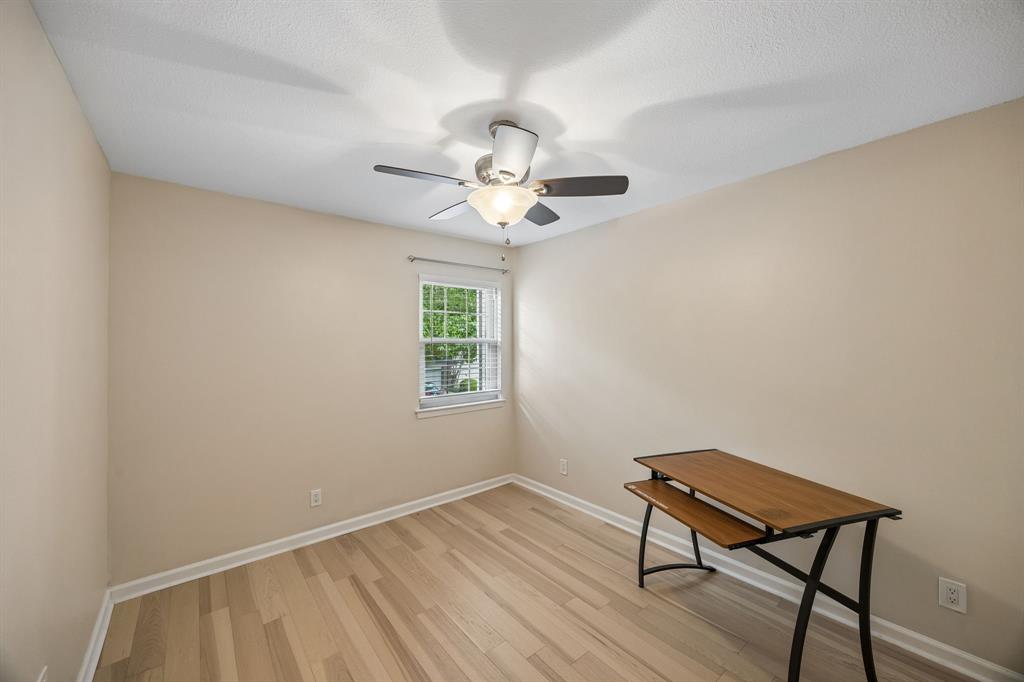2908 Clear Springs Drive Property Photo 17