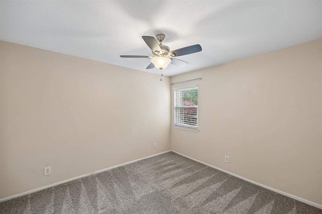 2908 Clear Springs Drive Property Photo 18