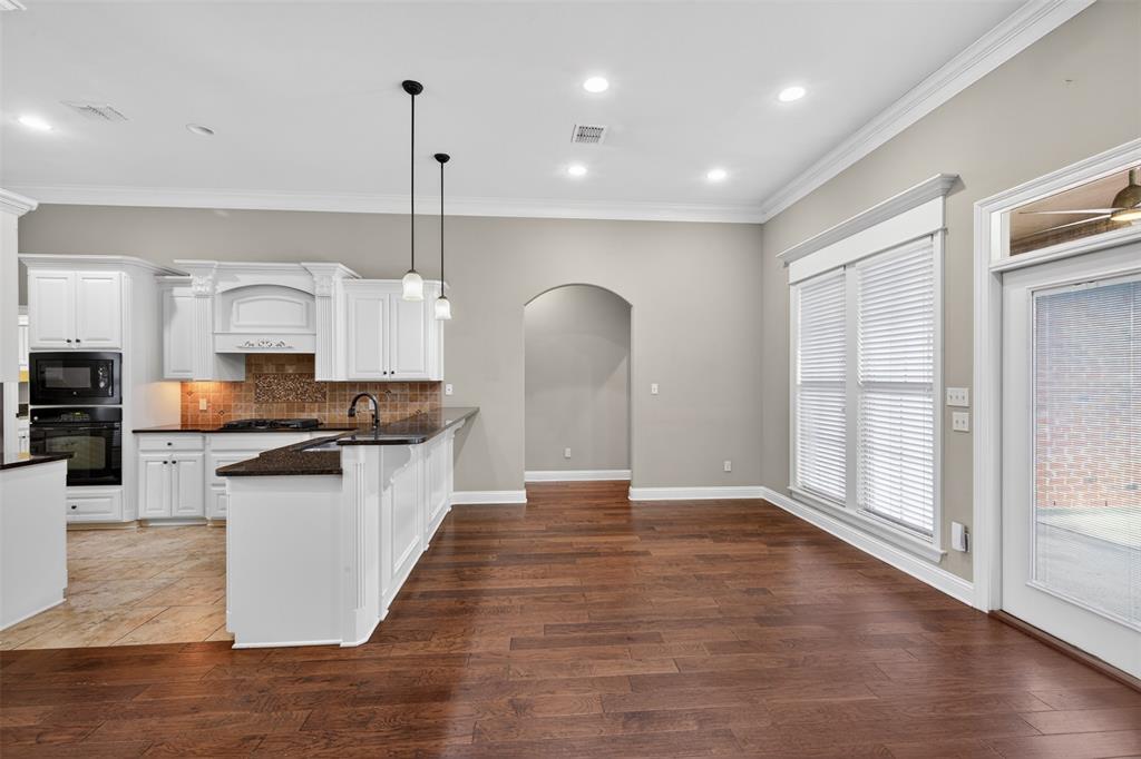210 Poydras Avenue Property Photo 8