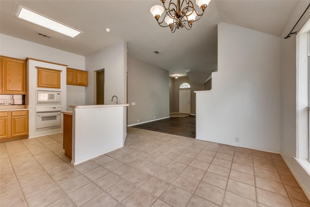 5909 Berkshire Road Property Photo 7