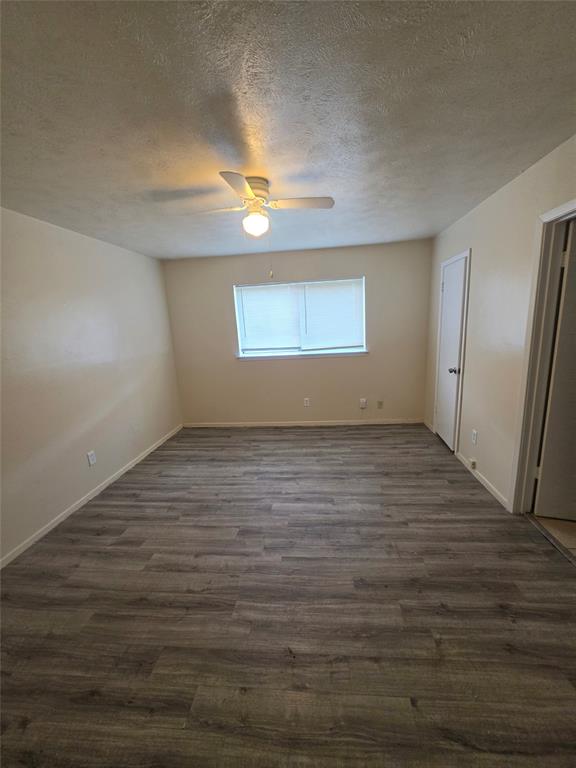 1225 Oakbluff Drive Property Photo 5