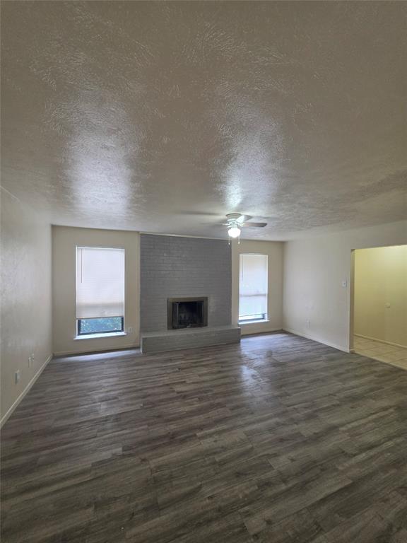 1225 Oakbluff Drive Property Photo 7