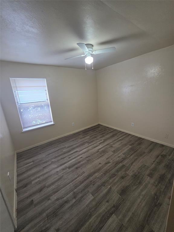1225 Oakbluff Drive Property Photo 8
