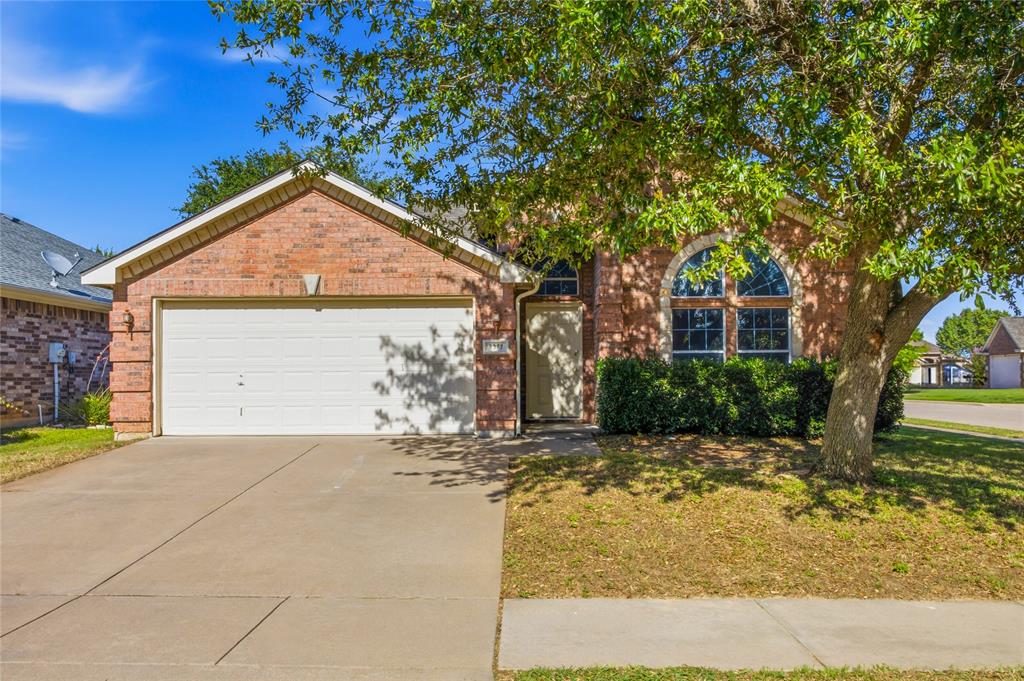 8377 Edgepoint Trail Property Photo 1