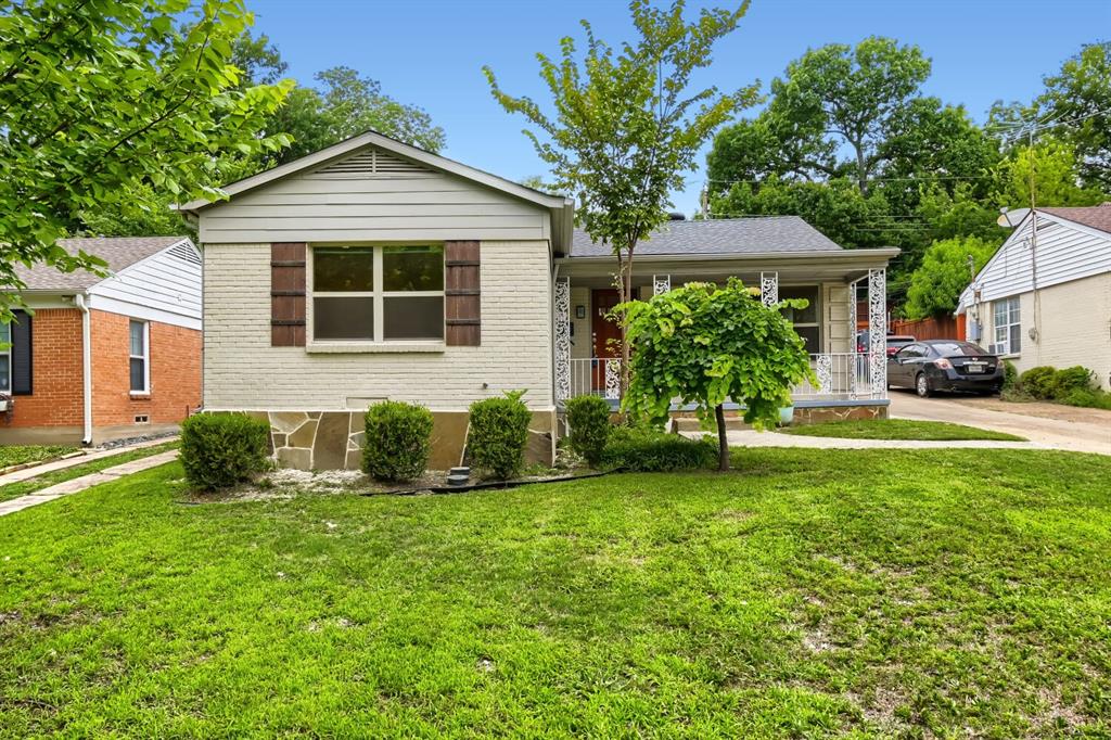 6915 E Grand Avenue Property Photo 4