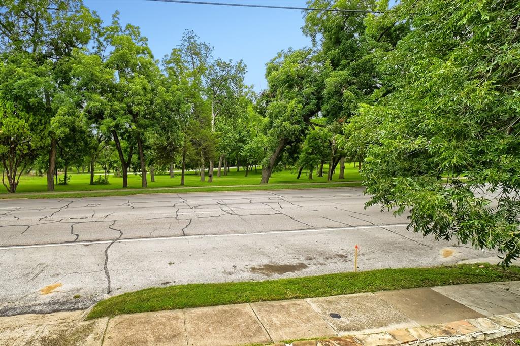 6915 E Grand Avenue Property Photo 5
