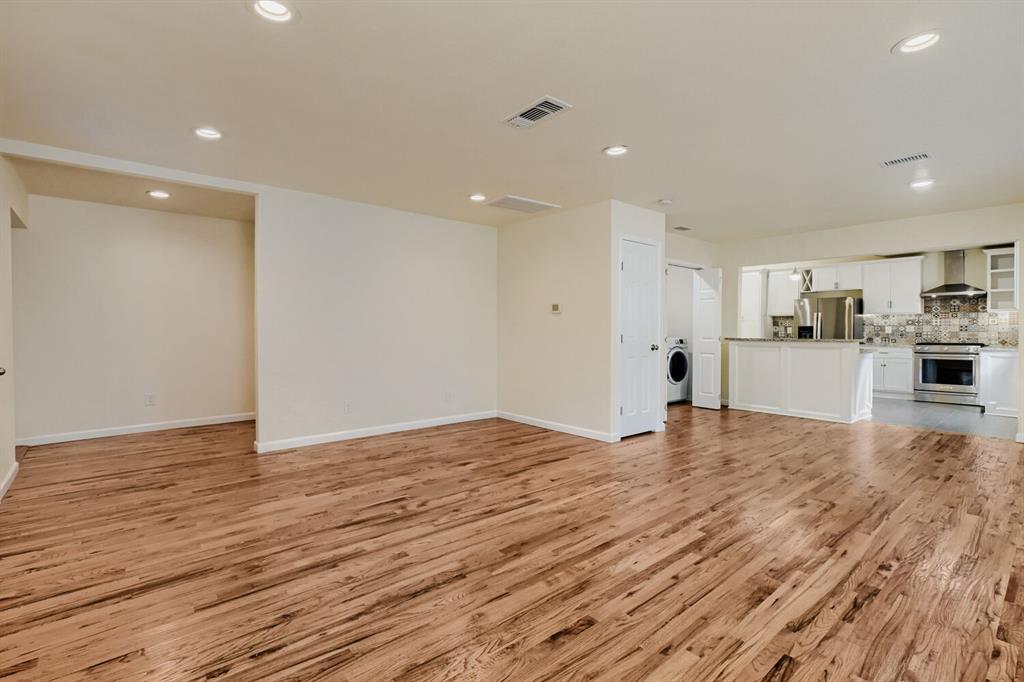 6915 E Grand Avenue Property Photo 10