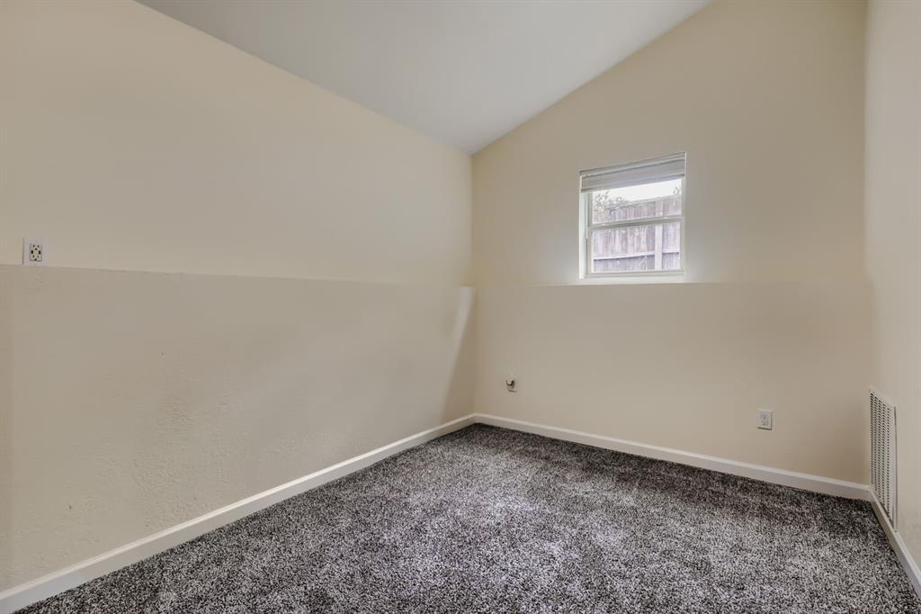 6915 E Grand Avenue Property Photo 19